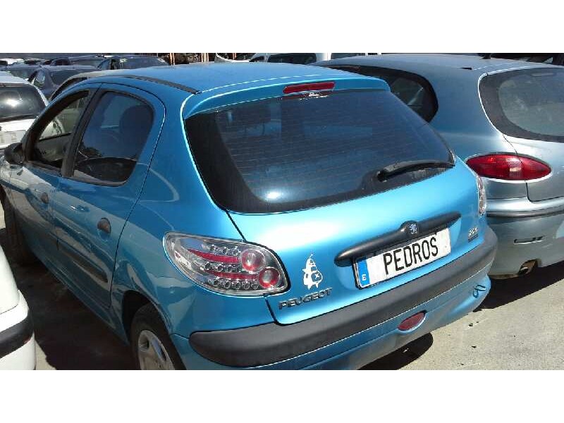 peugeot 206 berlina del año 2002