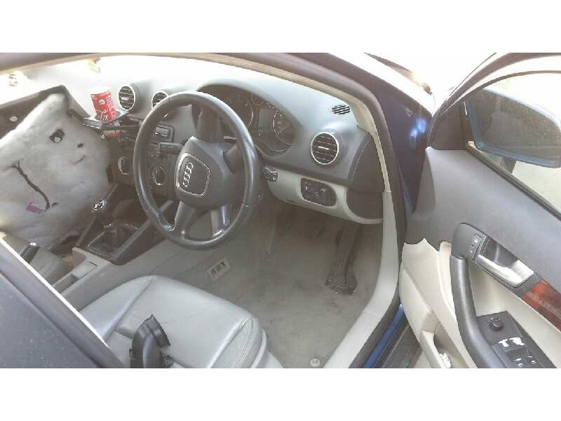 audi a3 sportback (8p) del año 2003