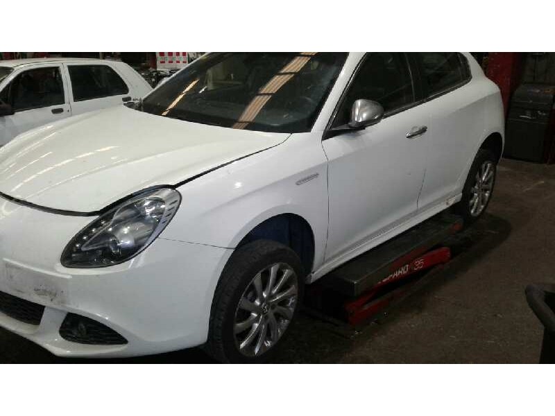 alfa romeo giulietta (191) del año 2011