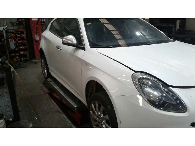 alfa romeo giulietta (191) del año 2011