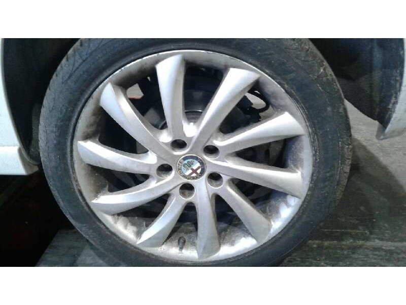 alfa romeo giulietta (191) del año 2011