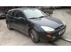 ford focus berlina (cak) del año 2000