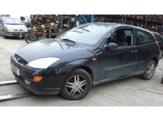 ford focus berlina (cak) del año 2000 2