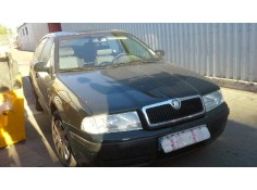 skoda octavia berlina (1u2) del año 2001 2