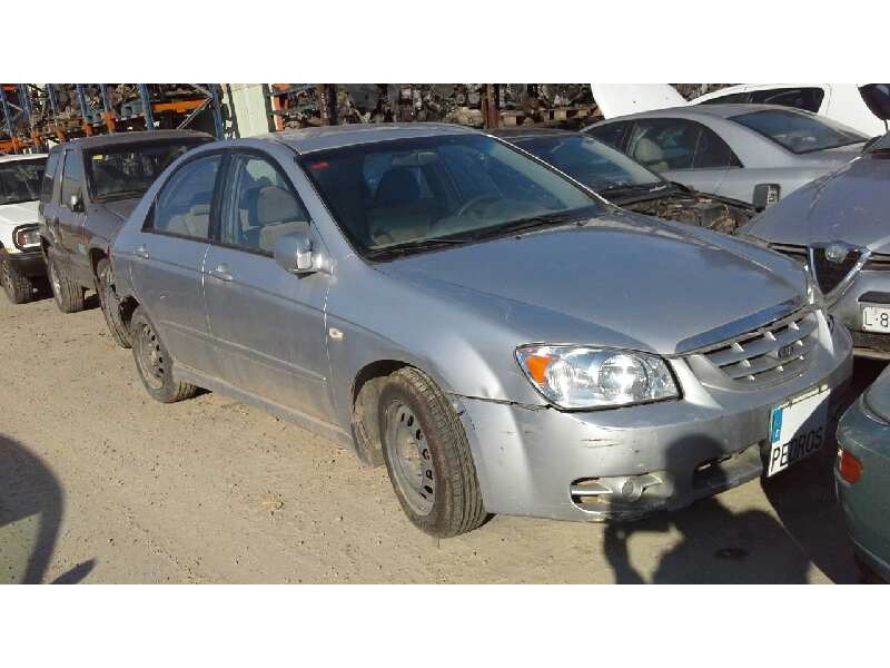 kia cerato del año 2005