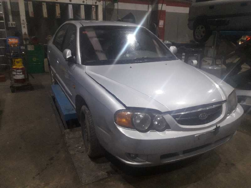 kia shuma ii del año 2001