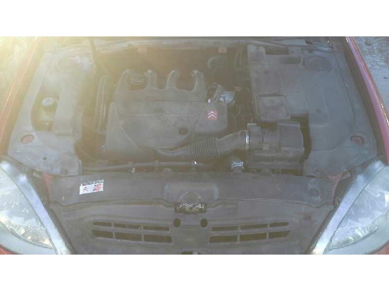 citroën xsara berlina del año 2001