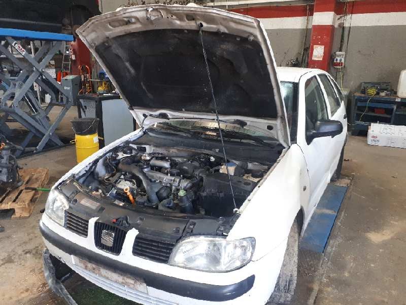 seat ibiza (6k1) del año 2000