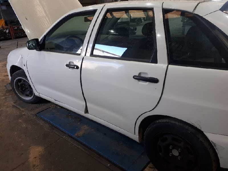 seat ibiza (6k1) del año 2000