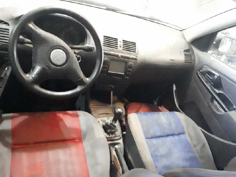 seat ibiza (6k1) del año 2000