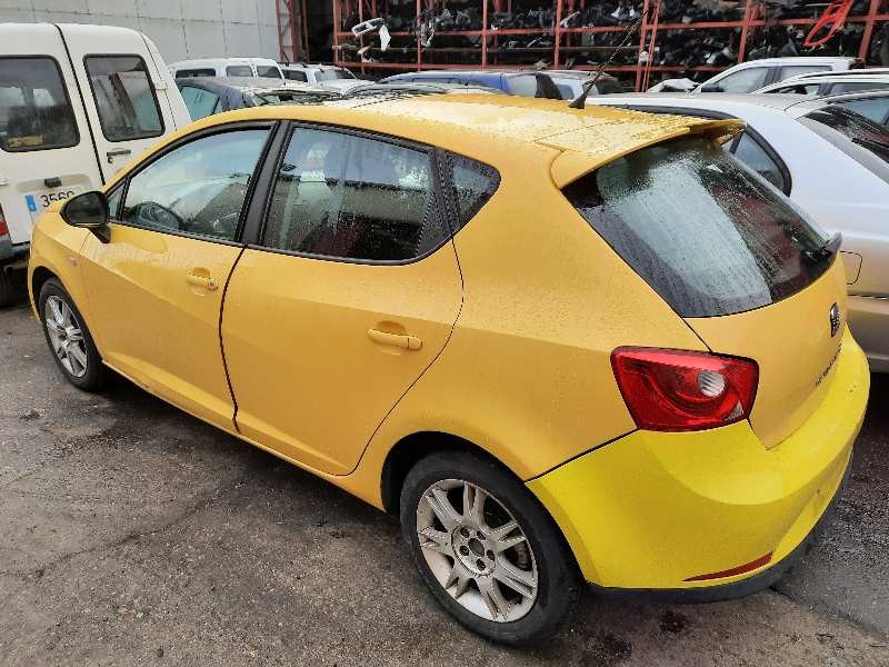 seat ibiza (6j5) del año 2008