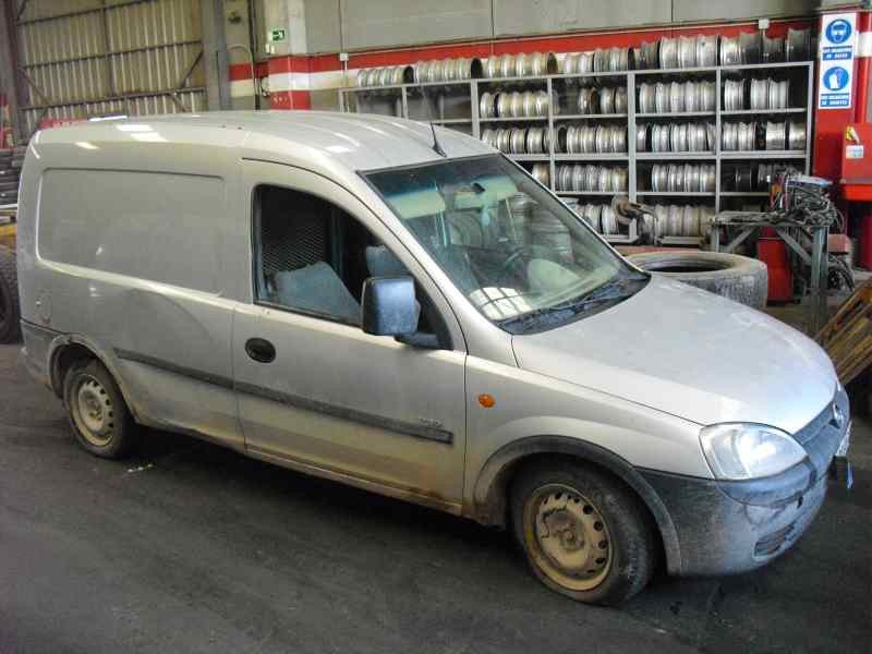 opel combo (corsa c) del año 2001