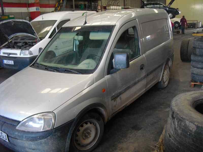 opel combo (corsa c) del año 2001