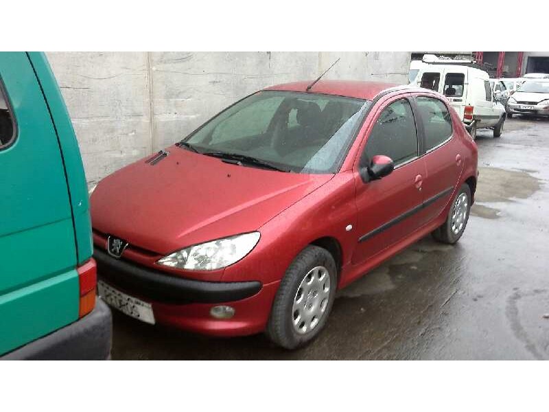 peugeot 206 berlina del año 2004