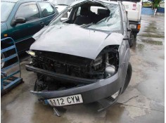 ford fiesta berlina (dx) del año 2004