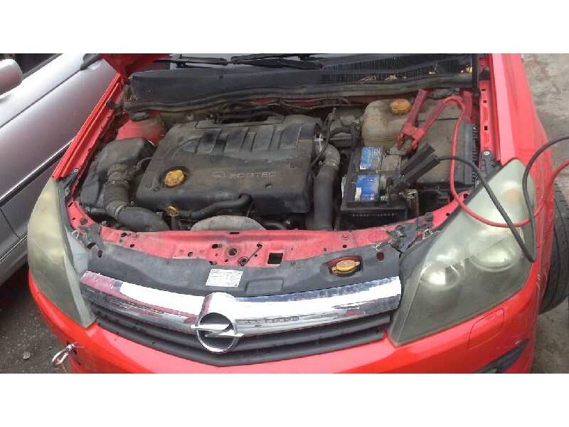 opel astra gtc del año 2006