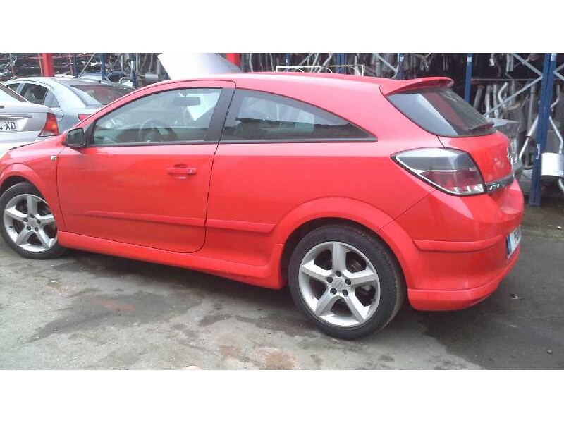opel astra gtc del año 2006