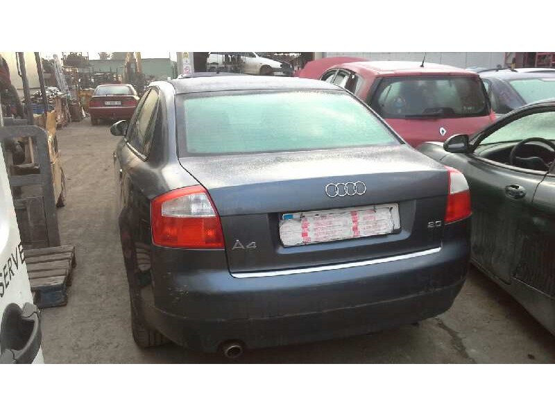 audi a4 berlina (8e) del año 2001
