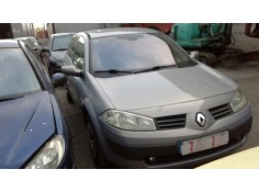 renault megane ii classic berlina del año 2004 2