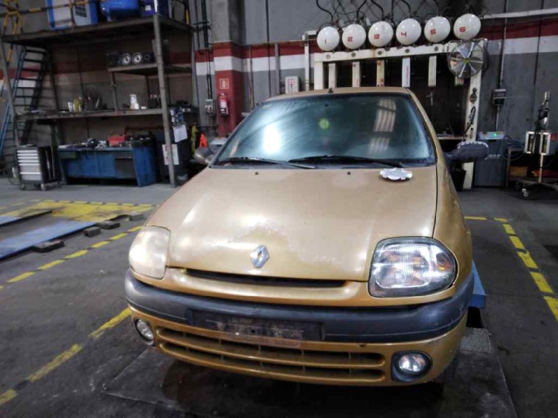 renault clio ii fase i (b/cbo) del año 2001