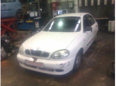 daewoo lanos del año 2000 2