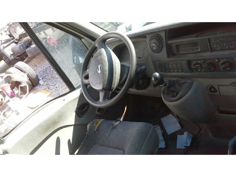 nissan interstar mod. 04 (x70) del año 2006