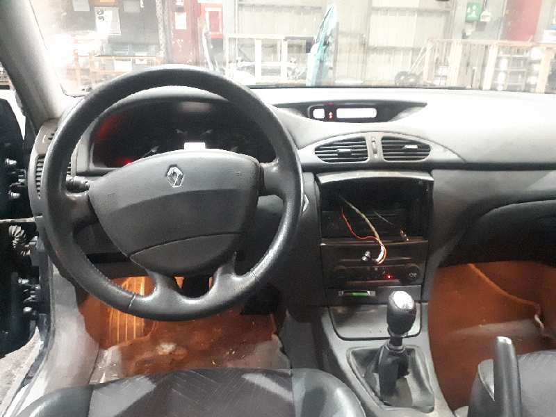 renault laguna ii (bg0) del año 2002