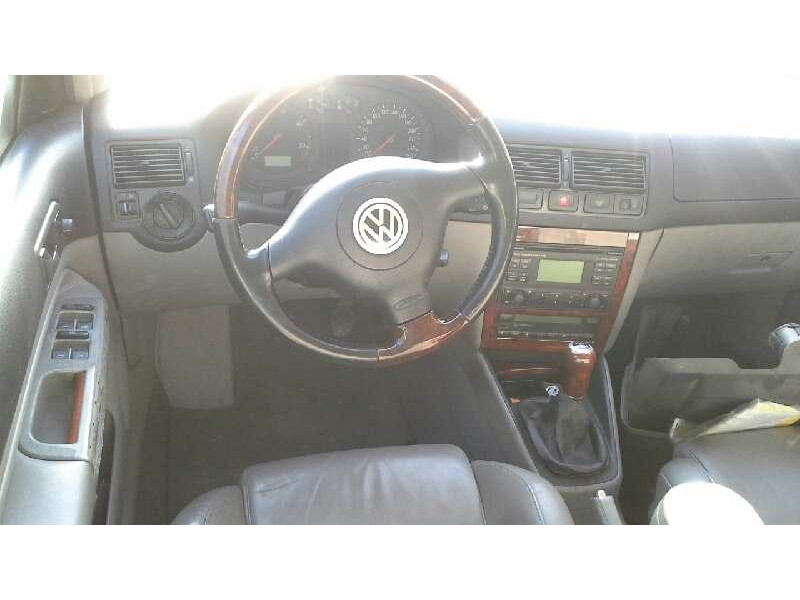 volkswagen golf iv berlina (1j1) del año 2002