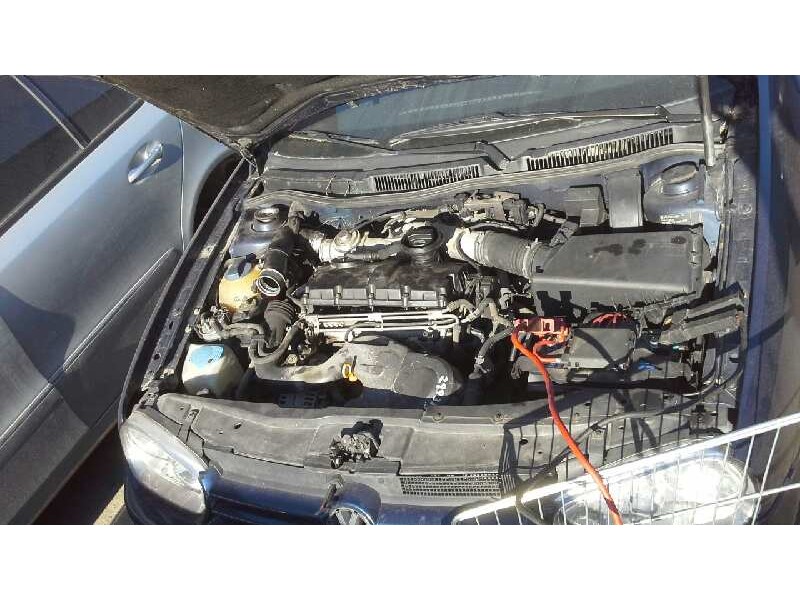 volkswagen golf iv berlina (1j1) del año 2002