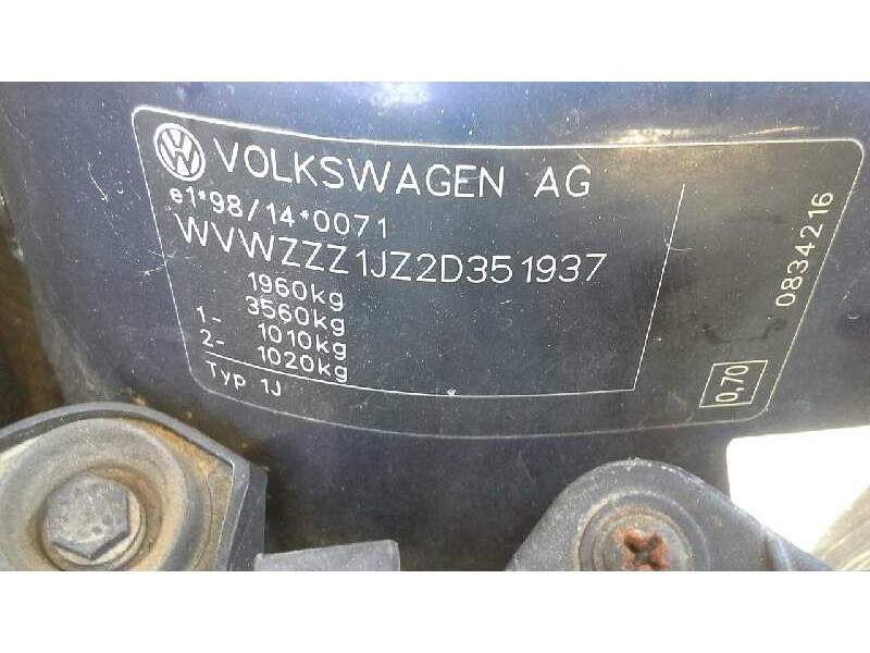 volkswagen golf iv berlina (1j1) del año 2002