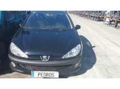 peugeot 206 berlina del año 2002