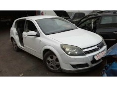 opel astra h berlina del año 2004
