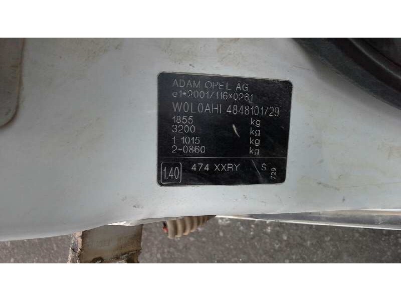 opel astra h berlina del año 2004