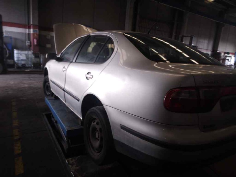 seat toledo (1m2) del año 2002