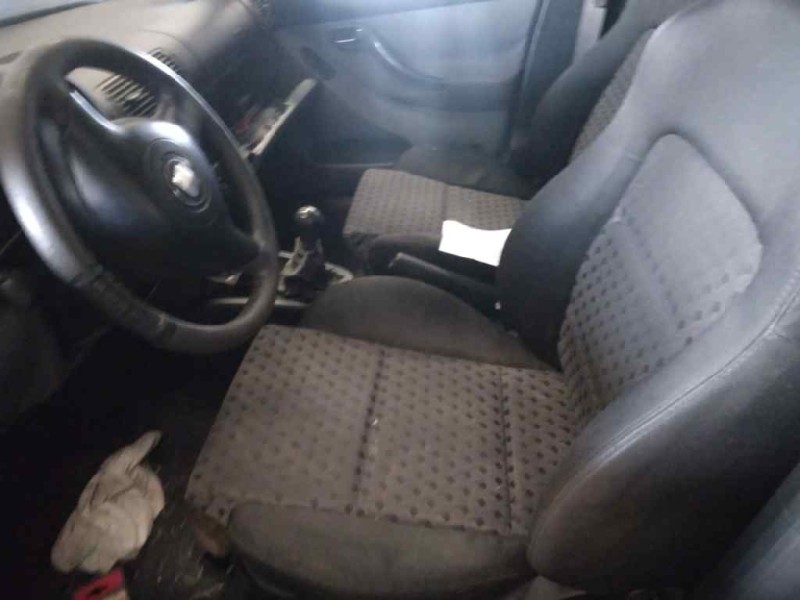 seat toledo (1m2) del año 2002