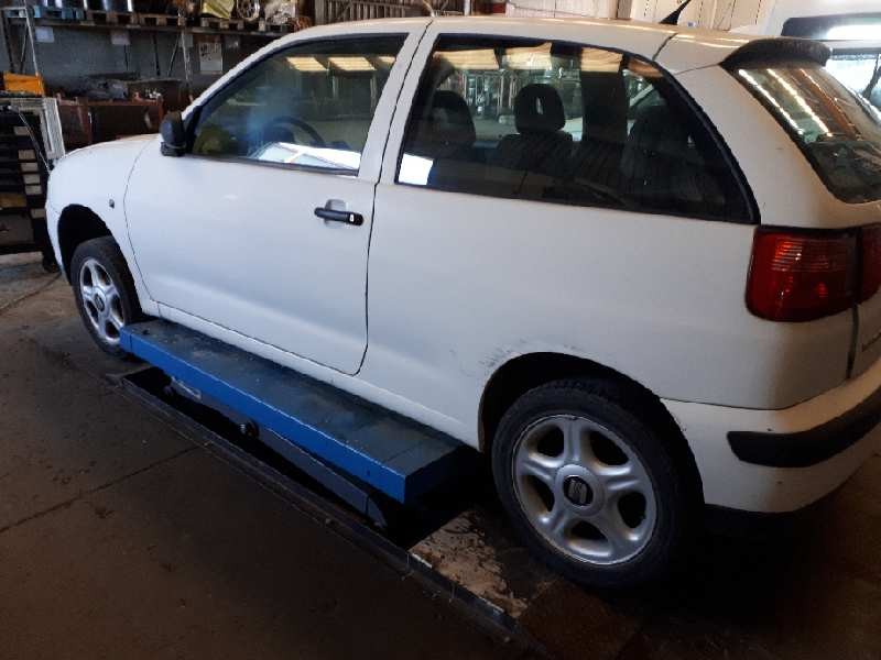 seat ibiza (6k1) del año 2001