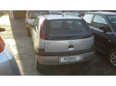 opel corsa c del año 2001