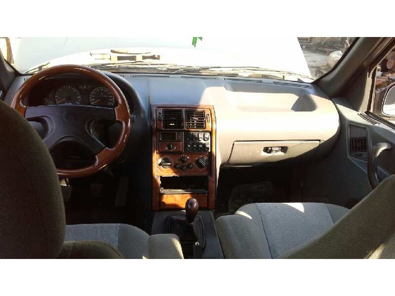 tata safari del año 2000