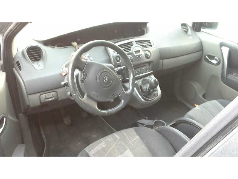 renault scenic ii del año 2005