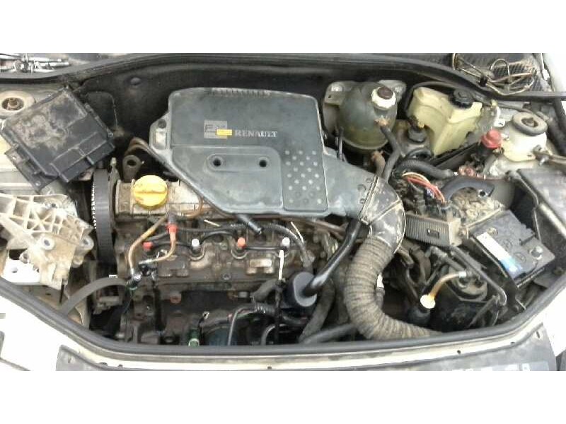 renault clio ii fase i (b/cbo) del año 2001
