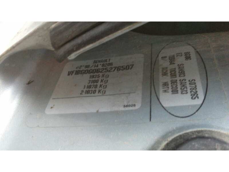 renault laguna ii (bg0) del año 2001