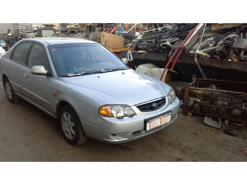 kia shuma ii del año 2001