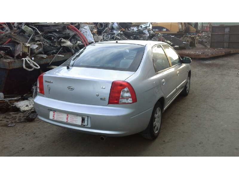 kia shuma ii del año 2001