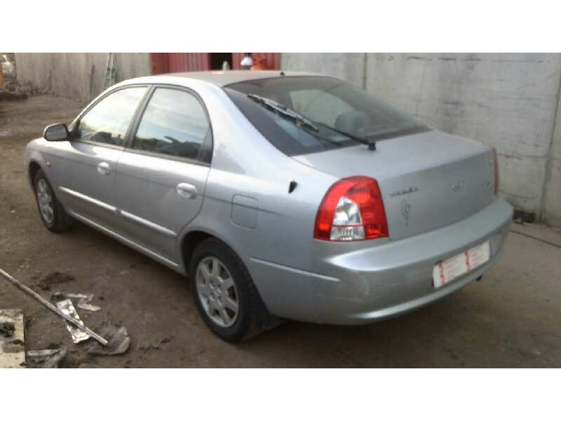 kia shuma ii del año 2001