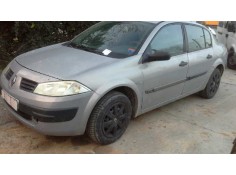 renault megane ii classic berlina del año 2004