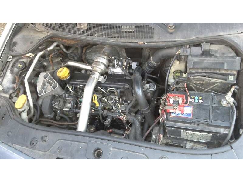 renault megane ii classic berlina del año 2004