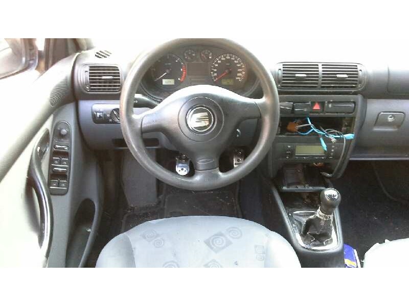 seat leon (1m1) del año 2001