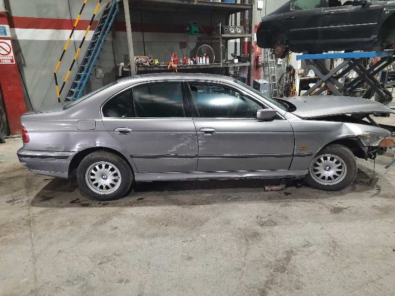 bmw serie 5 berlina (e39) del año 1997