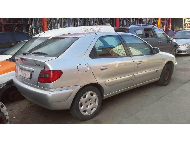 citroën xsara berlina del año 2000