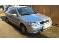 opel astra g berlina del año 2002